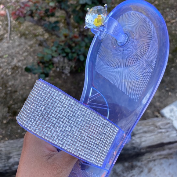 Clear Jellie Rhinestone Bling Bling Sandals - Picture 4 of 8